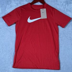 Nike Shirt Boys Medium Red Dri-FIT Swoosh Training Tee Legend DX1123-657‎